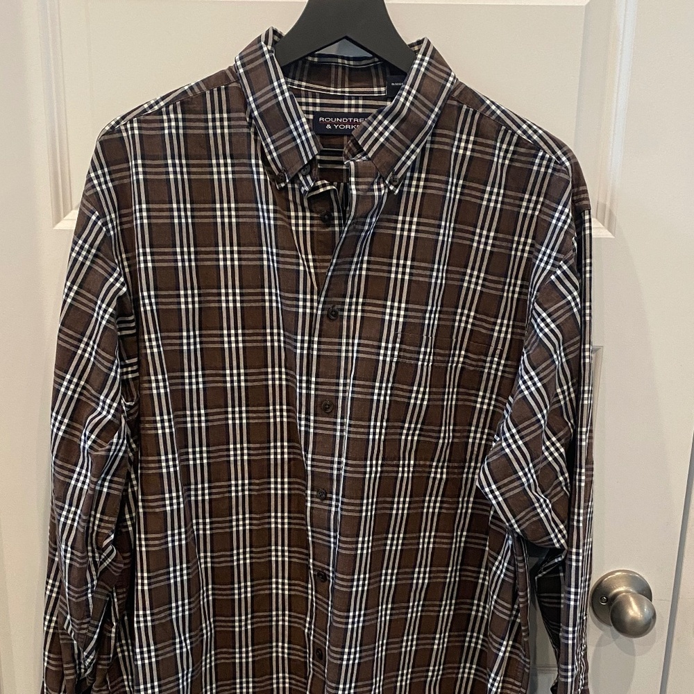 Roundtree & Yorke Men's plaid checkered button- down dress shirt size XL